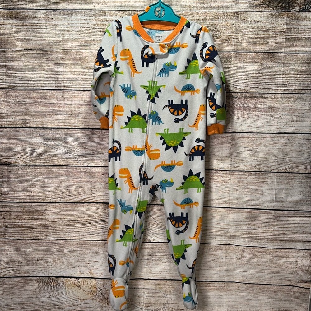Carters Sleeper Size 2T